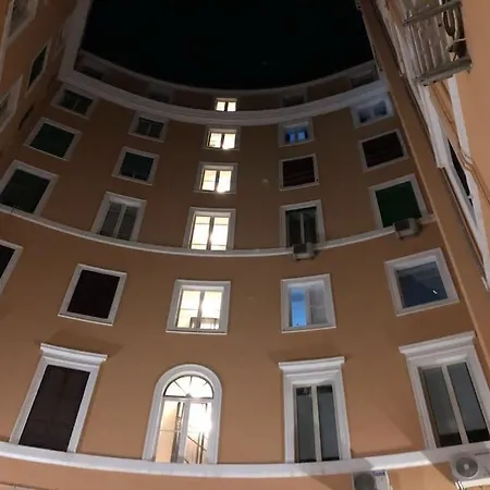 Casa Benso - near Vatican City&Navona Square-2